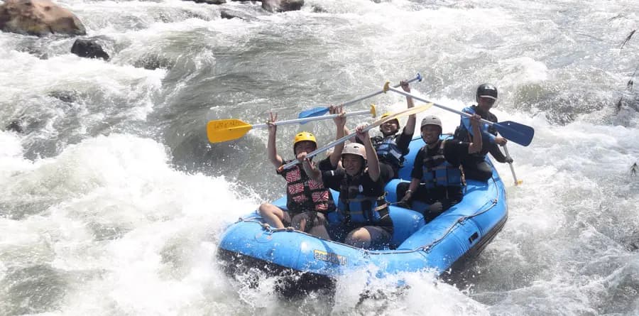 Menenal apa itu Rafting ?